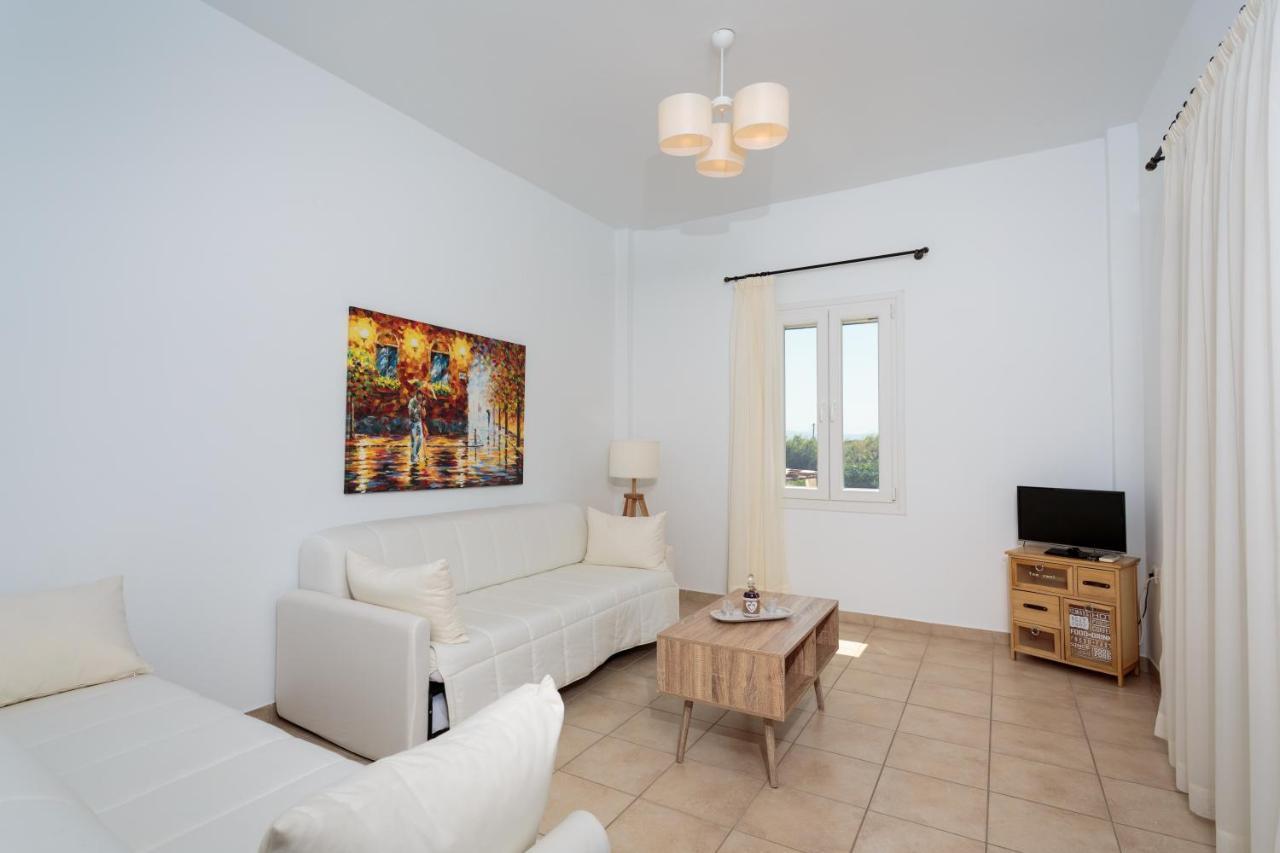 Tzane Studios & Apartments - Steps Away From Golden Beach Хриси Акти Екстериор снимка