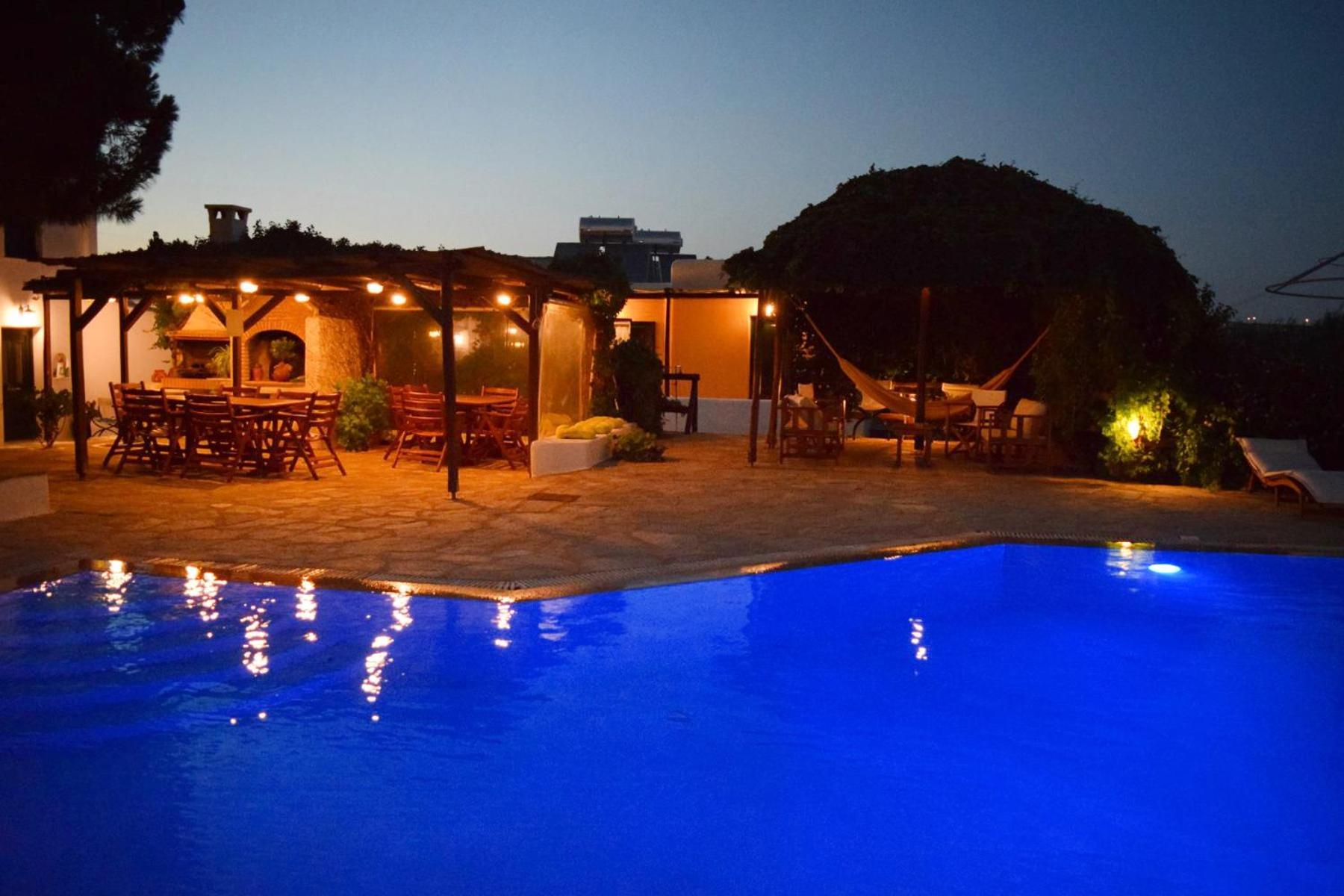 Tzane Studios & Apartments - Steps Away From Golden Beach Хриси Акти Екстериор снимка