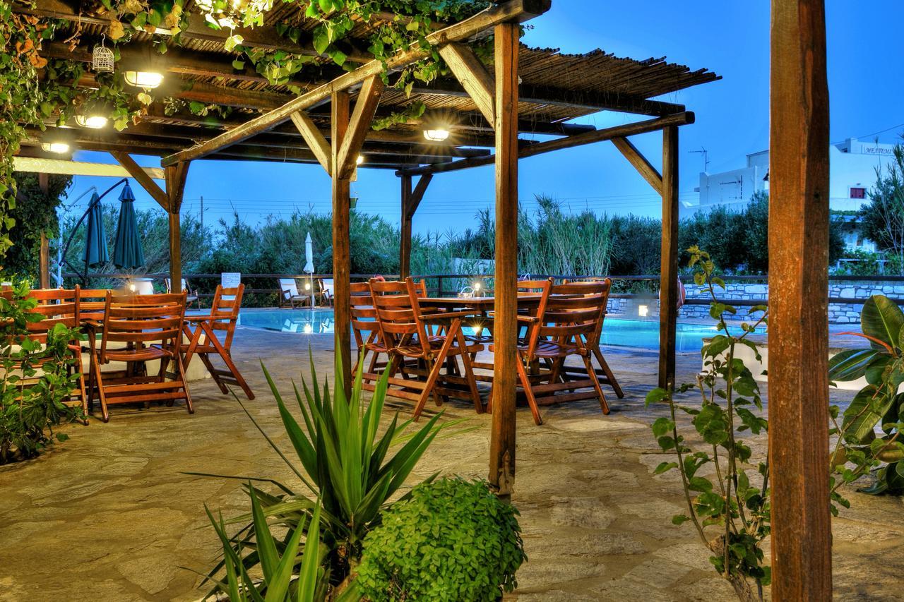 Tzane Studios & Apartments - Steps Away From Golden Beach Хриси Акти Екстериор снимка